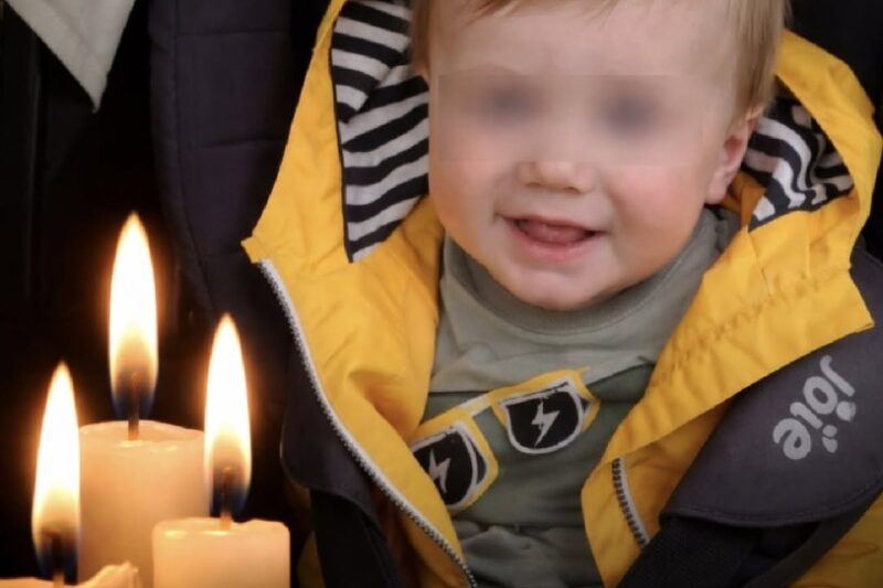 FEKETE CSÜTÖRTÖK ! Félrenyelte a bolognai spagettit a bölcsődében és meghalt a 9 hónapos Oliver. 👇Cikk a hozzászólásoknál!